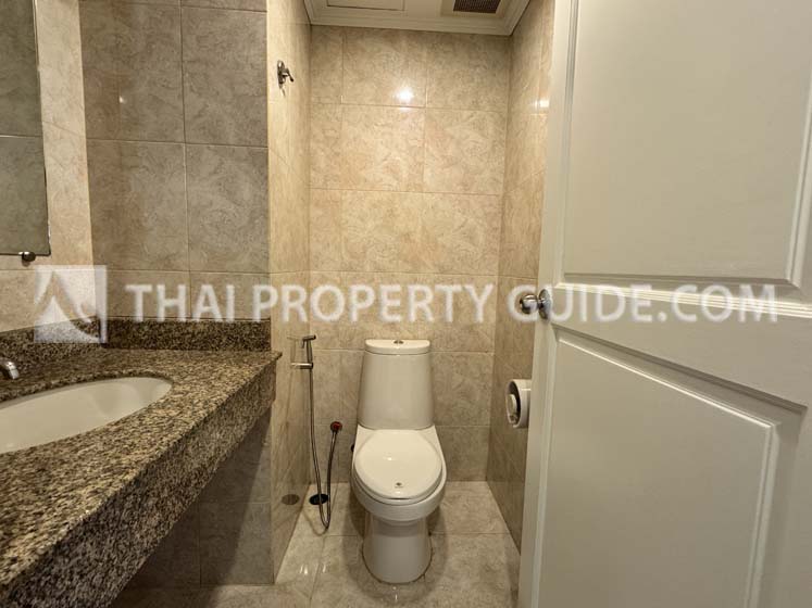 Apartment in Sathorn 